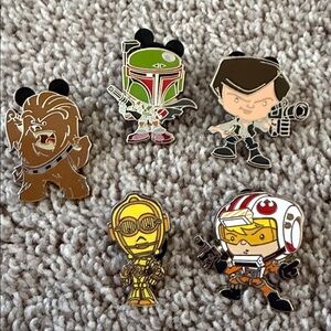 Disney Star Wars mystery pins